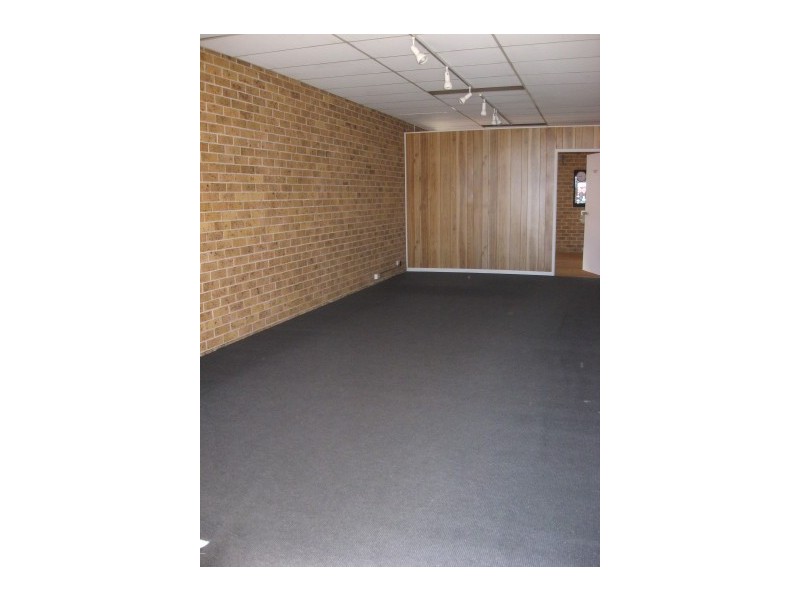 2/99  Wollombi Road, Cessnock NSW 2325