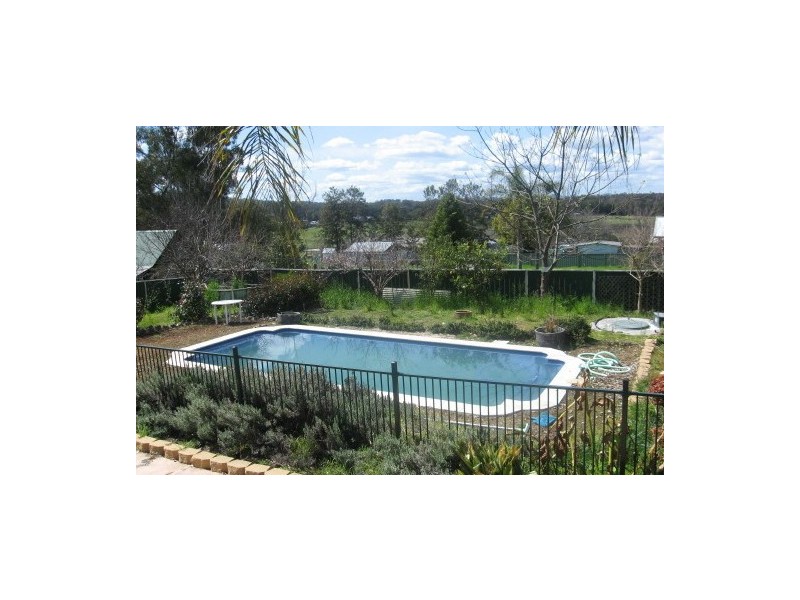 8  Hecla Street, Ellalong NSW 2325