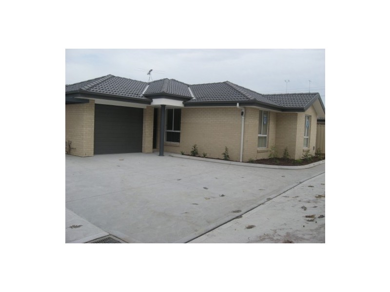42B  Anzac Avenue, Cessnock NSW 2325