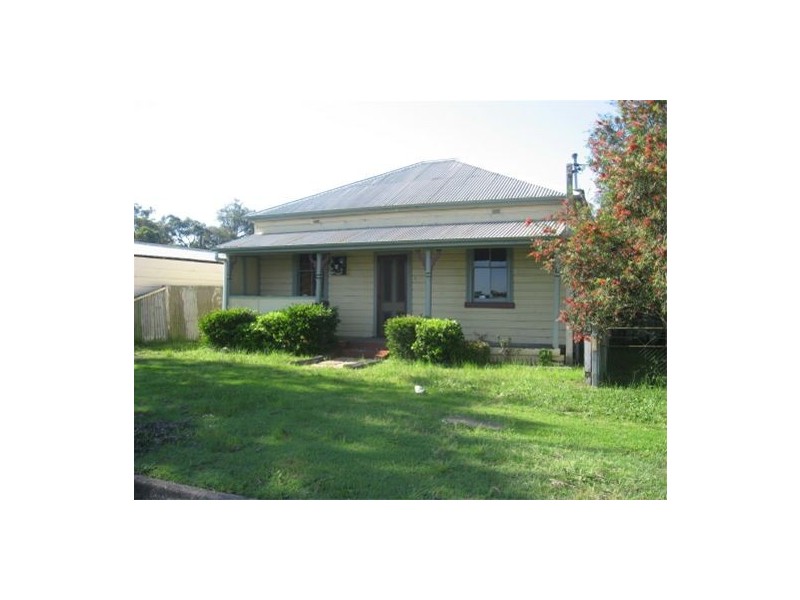 2  Macfarlane Street, Cessnock NSW 2325