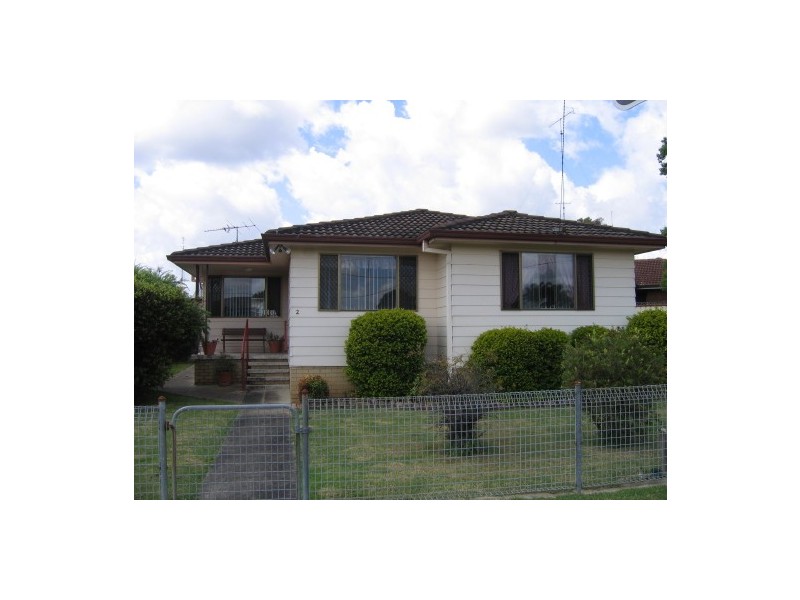 2  West Avenue, Cessnock NSW 2325