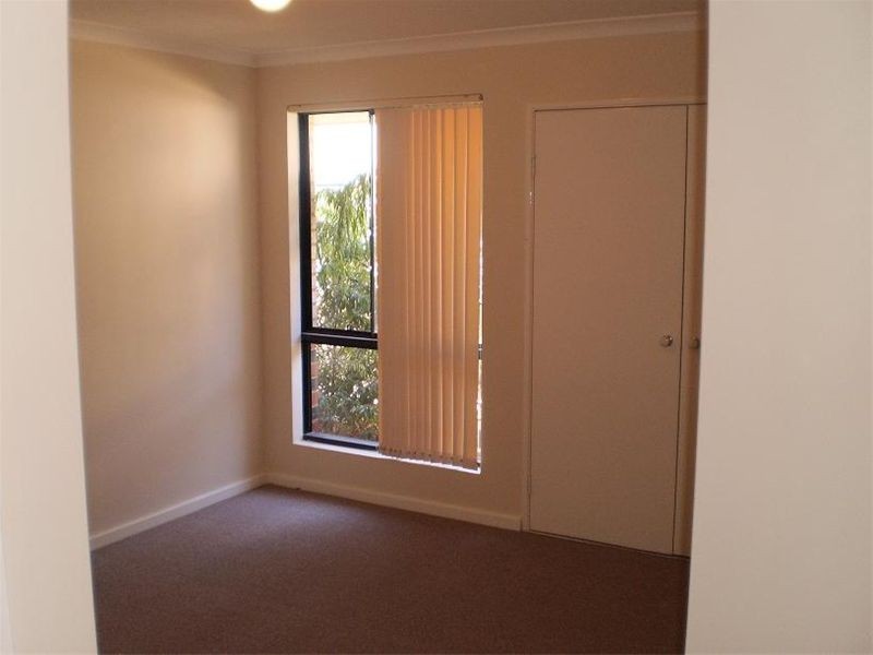 10  Humphry Street, St James WA 6102