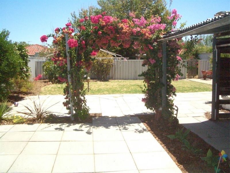 13 Anglesea Street, East Victoria Park WA 6101