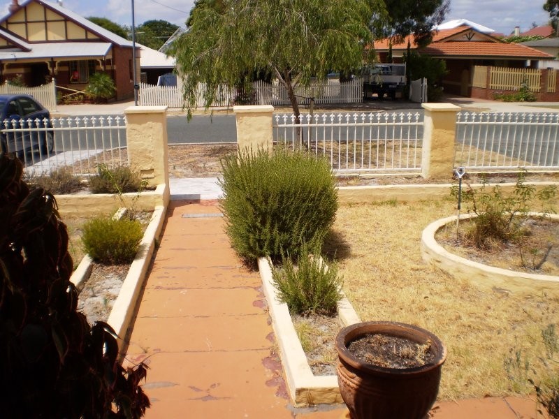 33  Hubert Street, East Victoria Park WA 6101