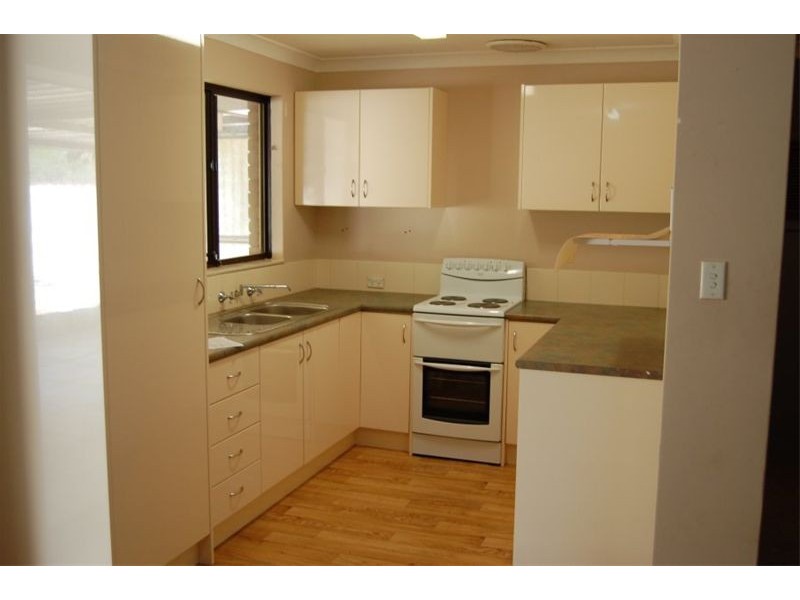 69 Collins Road, Willetton WA 6155