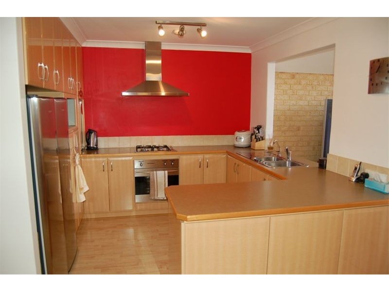 1/2 Alday Street, St James WA 6102