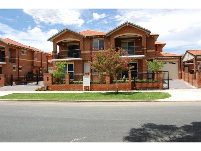 2/8-10 Salford Street, Victoria Park WA 6100