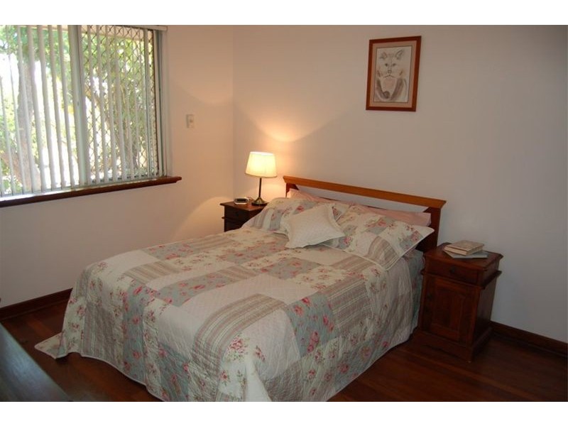 48 Norman Street, St James WA 6102