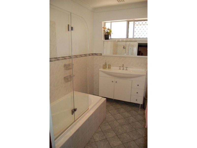 48 Norman Street, St James WA 6102