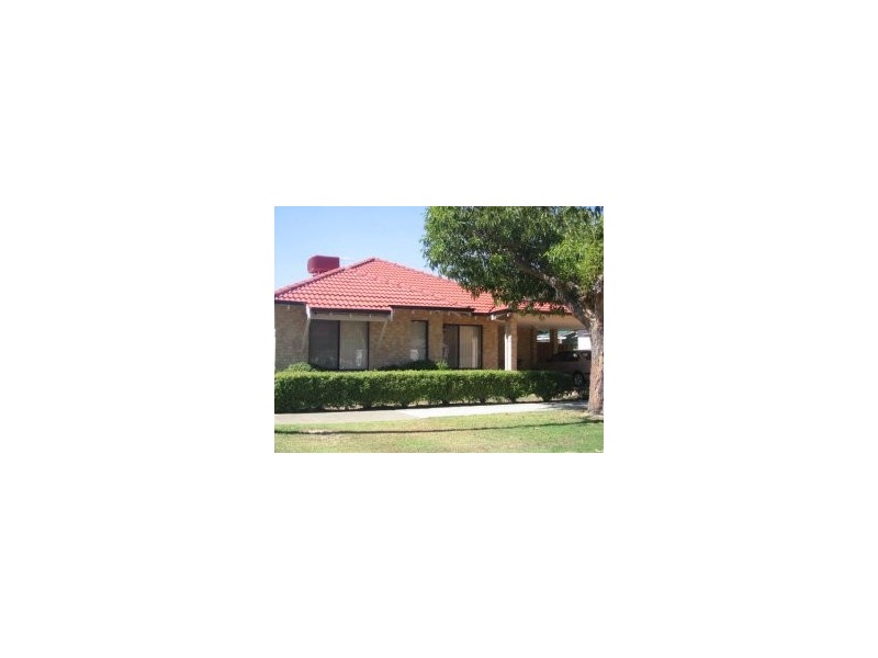 38A Mars Street, Carlisle WA 6101