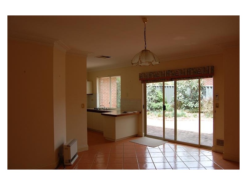 2/44 Hubert Street, East Victoria Park WA 6101