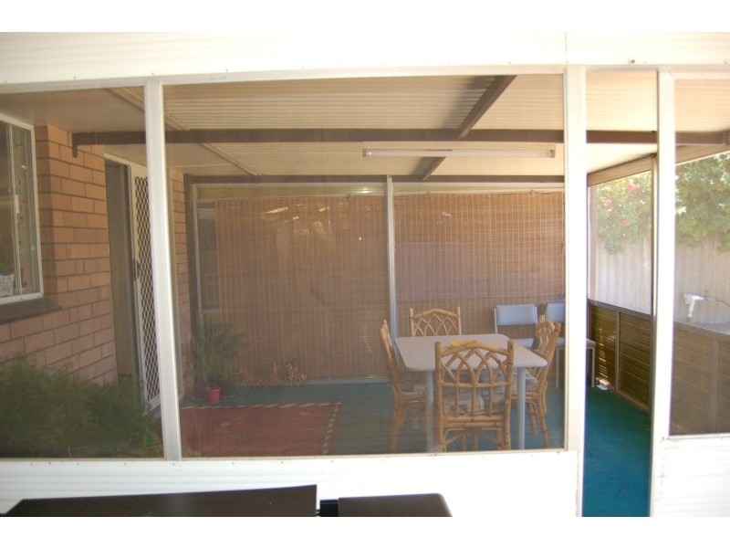 8 Morago Crescent, Cloverdale WA 6105