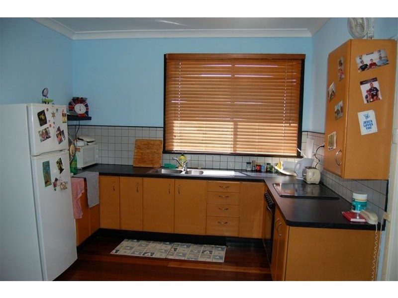 15 Sleight Street, St James WA 6102