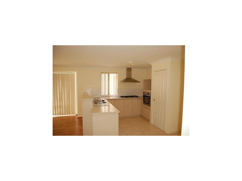 11A Hitchcock Street, St James WA 6102