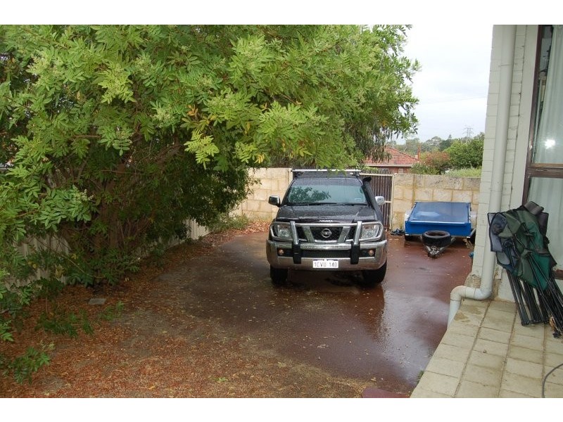 18 Beesley Street, East Victoria Park WA 6101