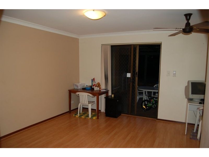 18 Greenway Avenue, Thornlie WA 6108