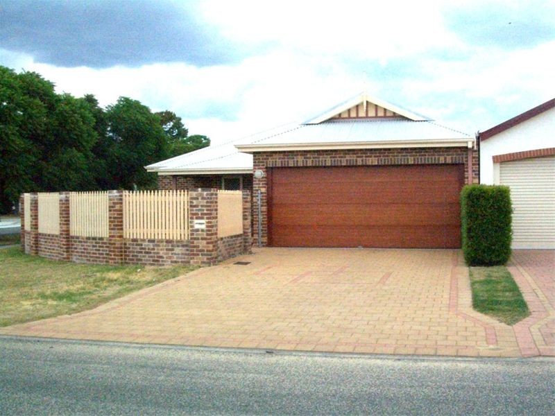 127 Enfield Street, Lathlain WA 6100