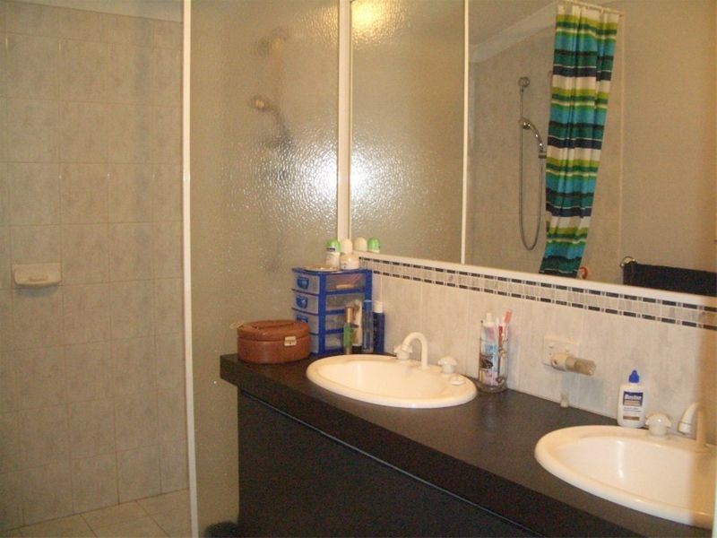 2 Coulthard Crescent, Canning Vale WA 6155