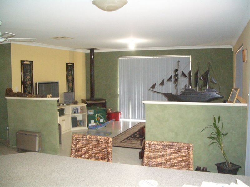 2 Coulthard Crescent, Canning Vale WA 6155