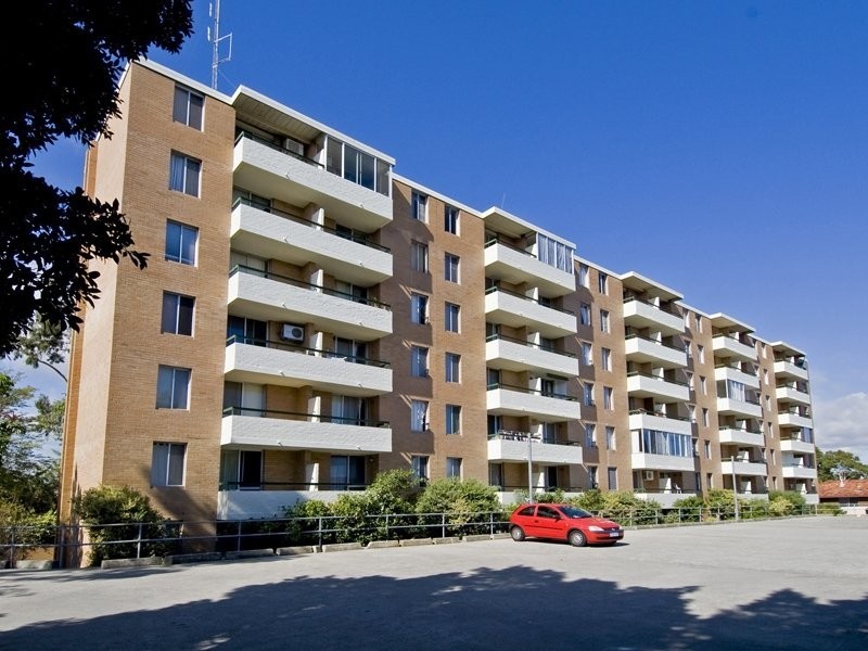 204/69 Leonard Street, Victoria Park WA 6100