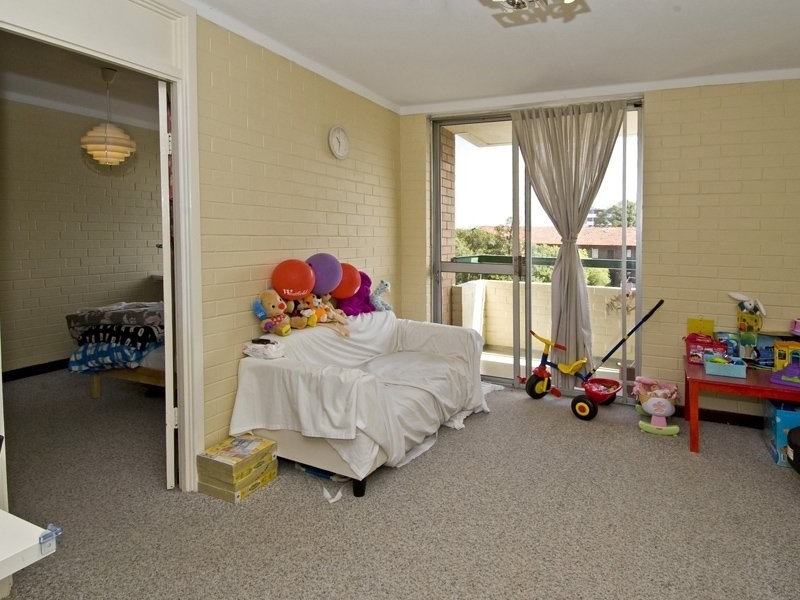 204/69 Leonard Street, Victoria Park WA 6100