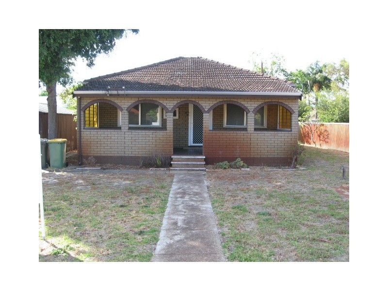 13 Coolgardie Street, St James WA 6102