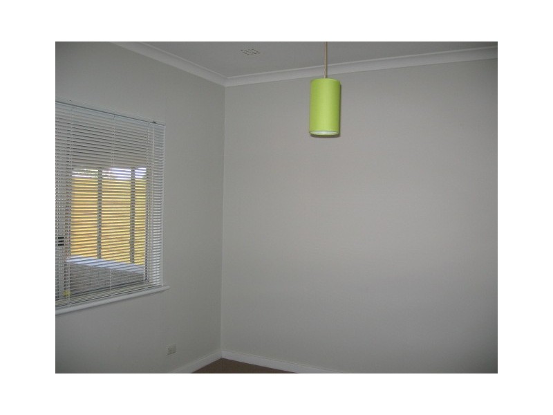 13 Coolgardie Street, St James WA 6102