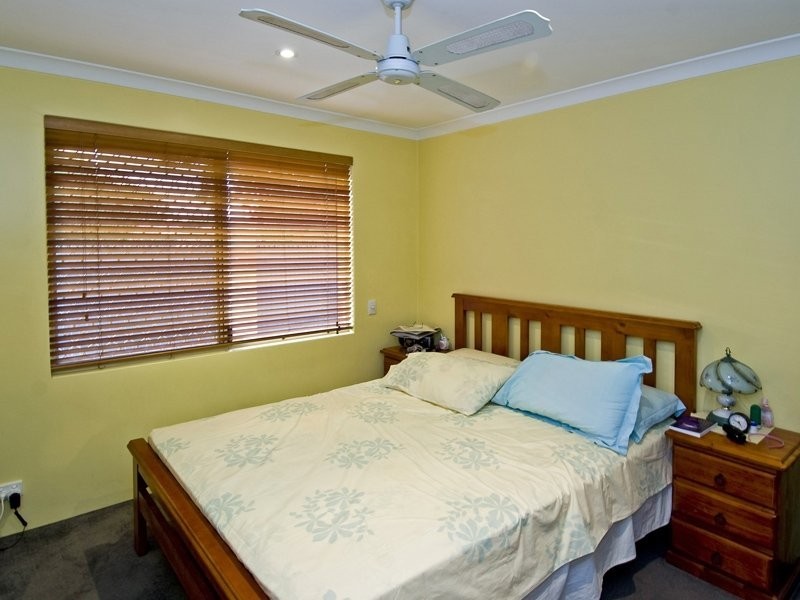 2/1 Quinn Avenue, Bentley WA 6102