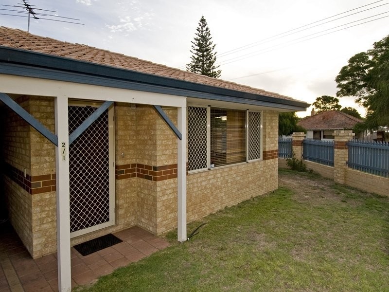 2/1 Quinn Avenue, Bentley WA 6102