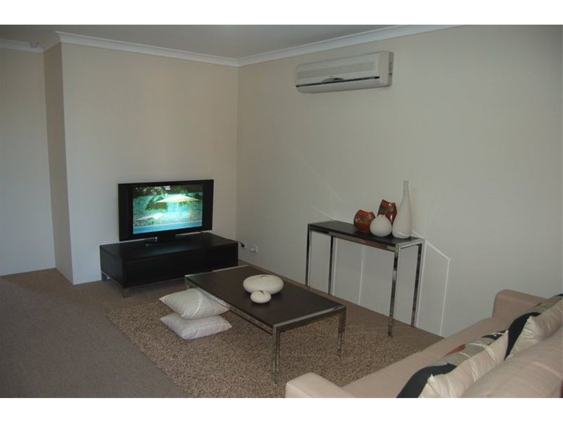 23/20 Alday Street, St James WA 6102