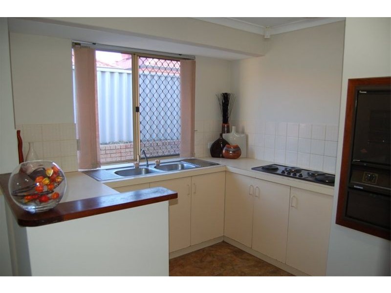 23/20 Alday Street, St James WA 6102