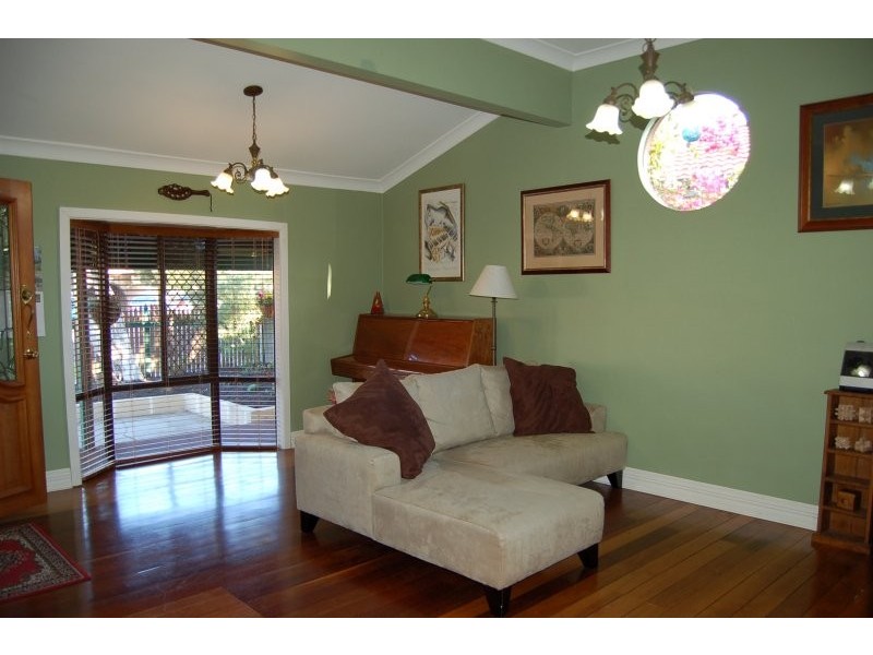 49 Coolgardie Street, St James WA 6102