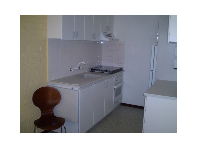 2/35 King George Street, Victoria Park WA 6100