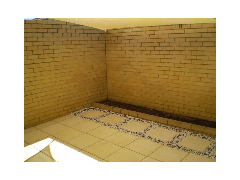 2/35 King George Street, Victoria Park WA 6100