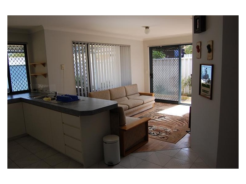 7B Corona Crescent, Cannington WA 6107