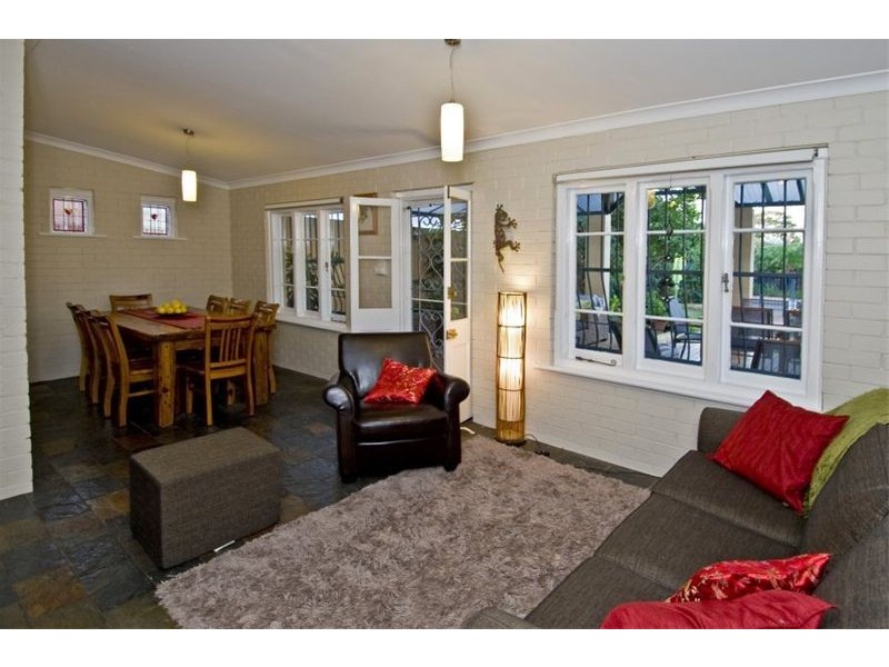 52 Lichfield Street, Victoria Park WA 6100