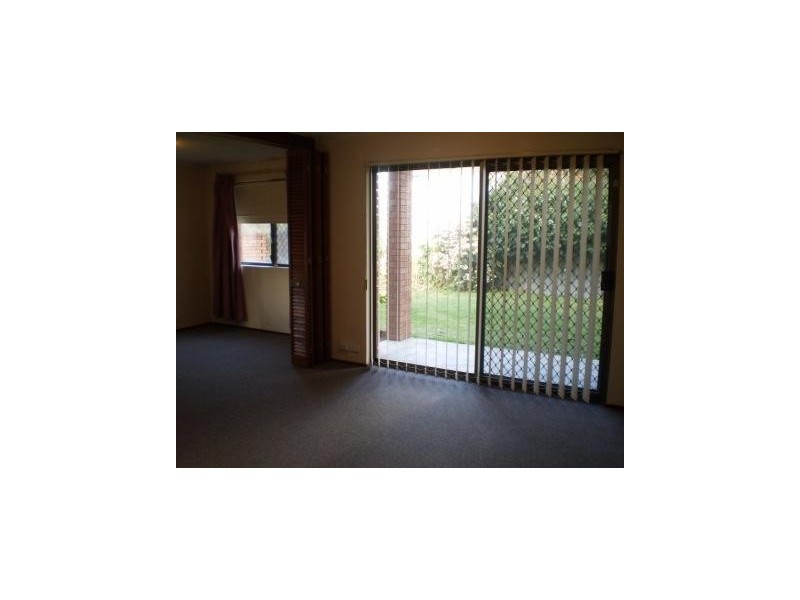 1/135 Hubert Street, East Victoria Park WA 6101