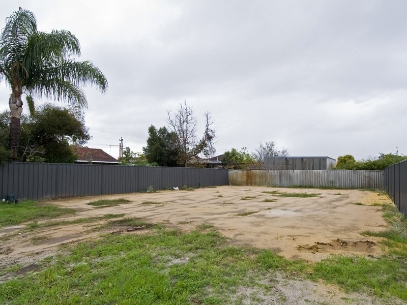 2 Brixton Road, Bentley WA 6102