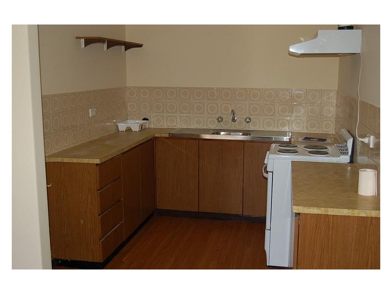 253B Welshpool Road, Queens Park WA 6107