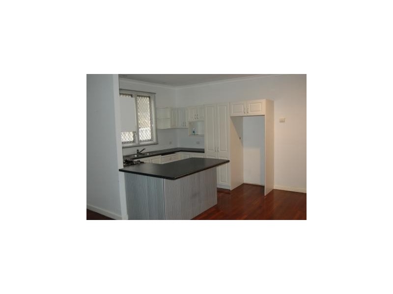 118 Hillview Terrace, St James WA 6102