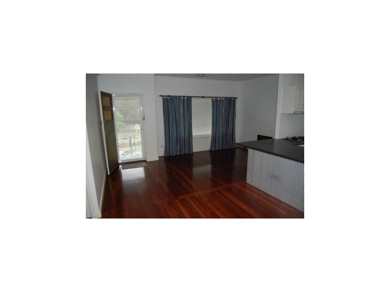 118 Hillview Terrace, St James WA 6102