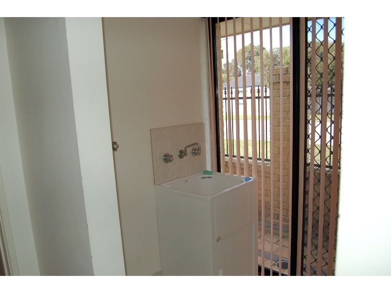 1/64 Henry Street, East Cannington WA 6107