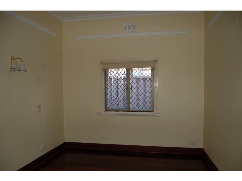 10 Waverley Street, South Perth WA 6151