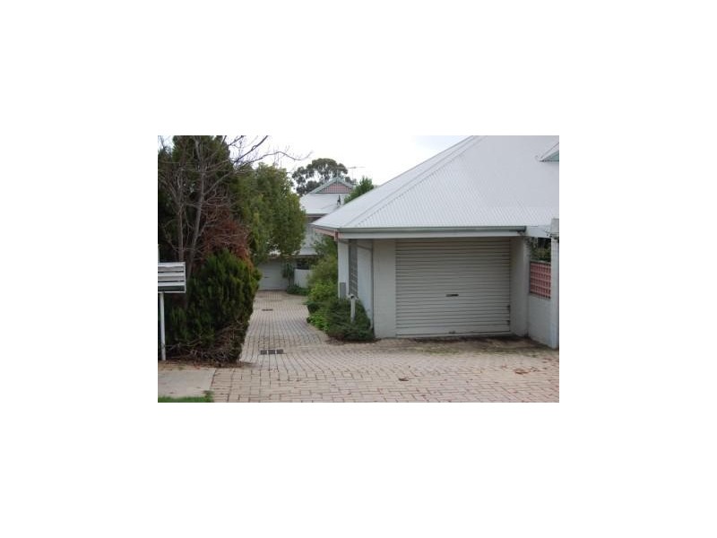 2/89 McMaster Street, Victoria Park WA 6100