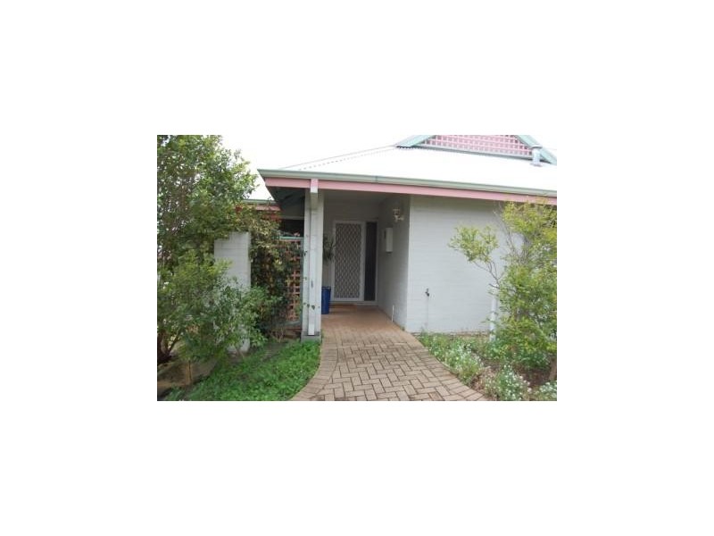 2/89 McMaster Street, Victoria Park WA 6100