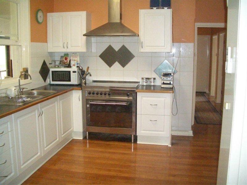 28 Clinton Avenue, St James WA 6102