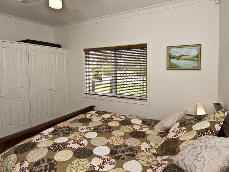4 Leyland Street, St James WA 6102