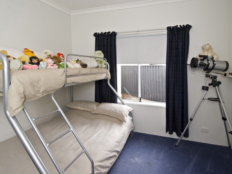 4 Leyland Street, St James WA 6102