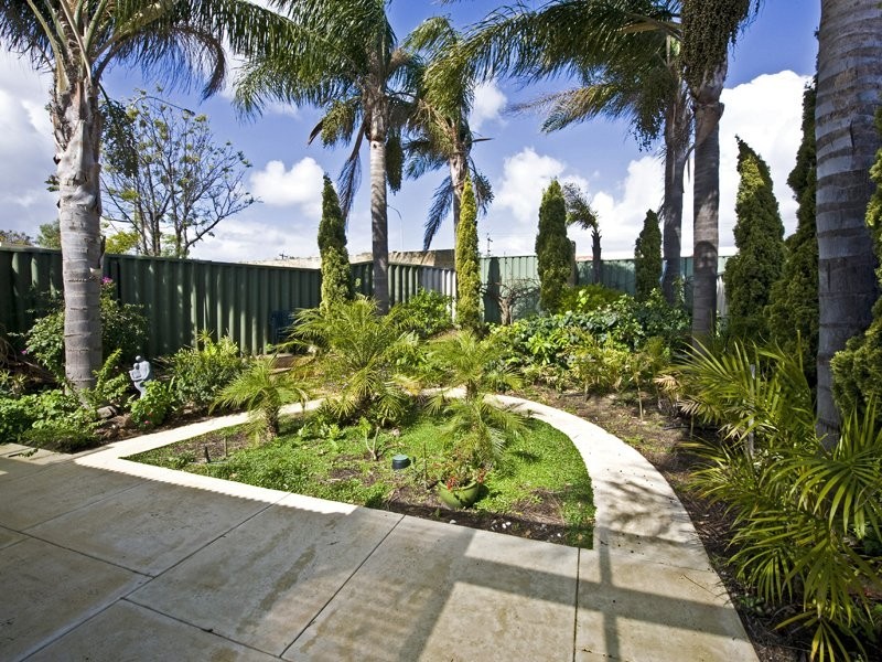 8 Villa Mews, Kewdale WA 6105