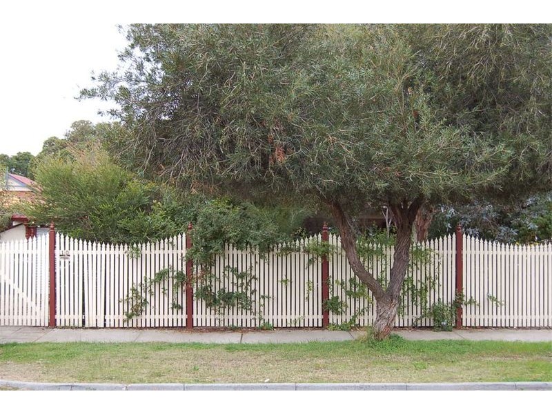 10 Merton Street, Victoria Park WA 6100